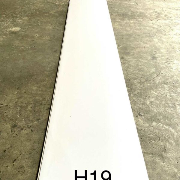 Tấm Nhựa Ốp Tường Âu Việt H19